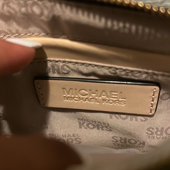 Michael Kors Wristlet - Picture 3 of 8